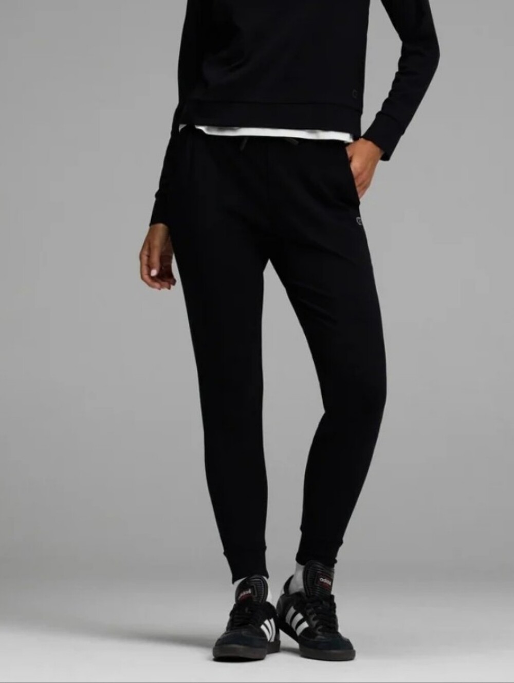 Cozy Earth Joggers In Black